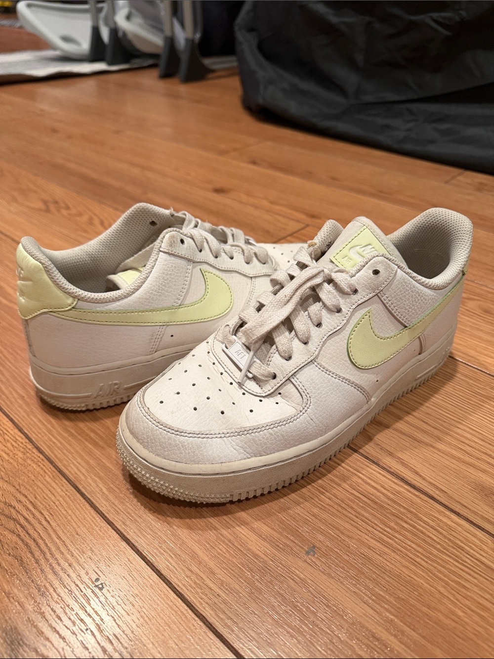 Nike Air - White & Pastel Neon Green/Yellow